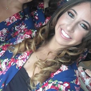 Meet your Posher, Nicole